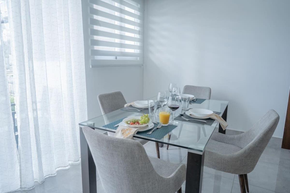 Soha Suites I سانتياغو دي لوس كاباليروس المظهر الخارجي الصورة
