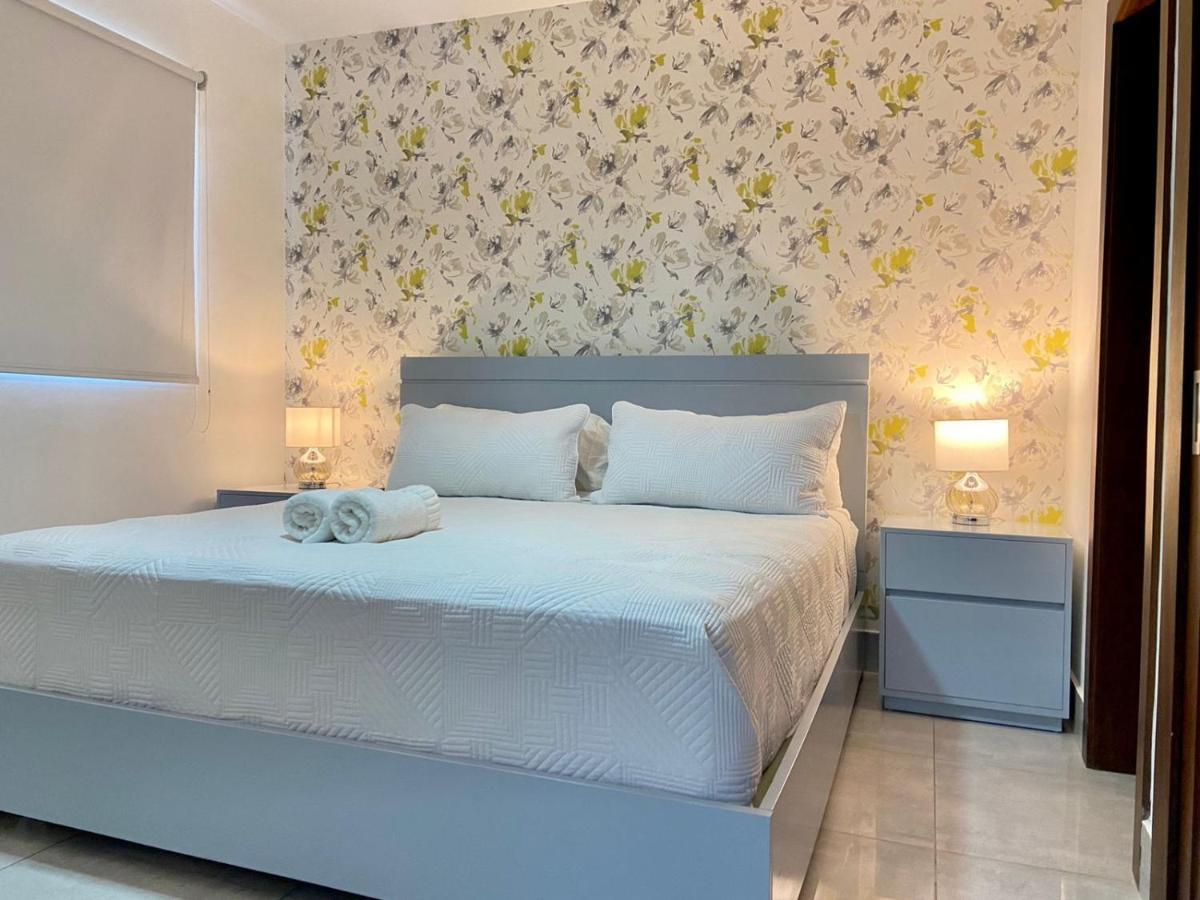 Soha Suites I سانتياغو دي لوس كاباليروس المظهر الخارجي الصورة