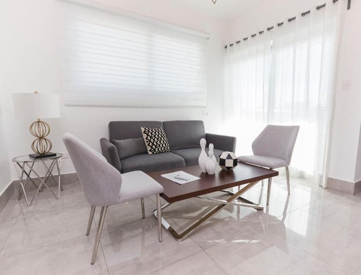 Soha Suites I سانتياغو دي لوس كاباليروس المظهر الخارجي الصورة