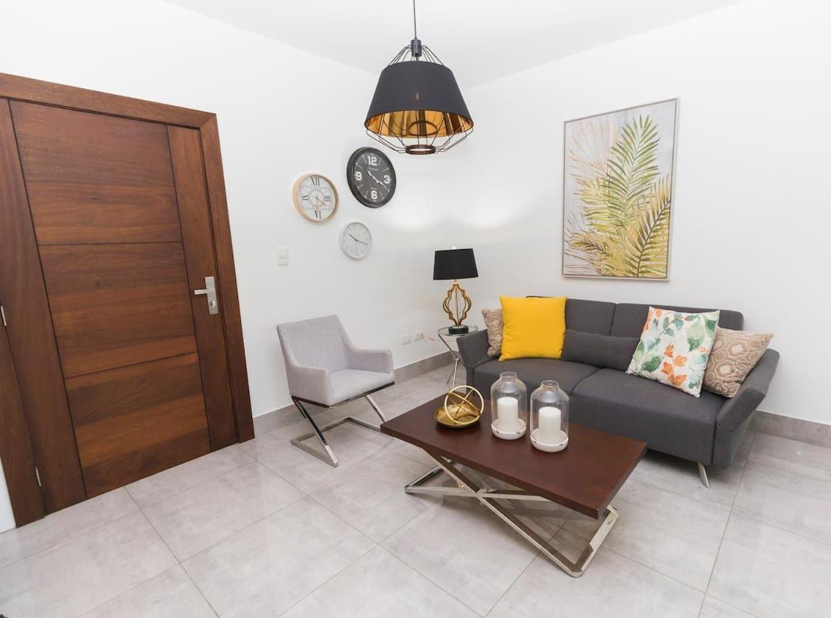 Soha Suites I سانتياغو دي لوس كاباليروس المظهر الخارجي الصورة