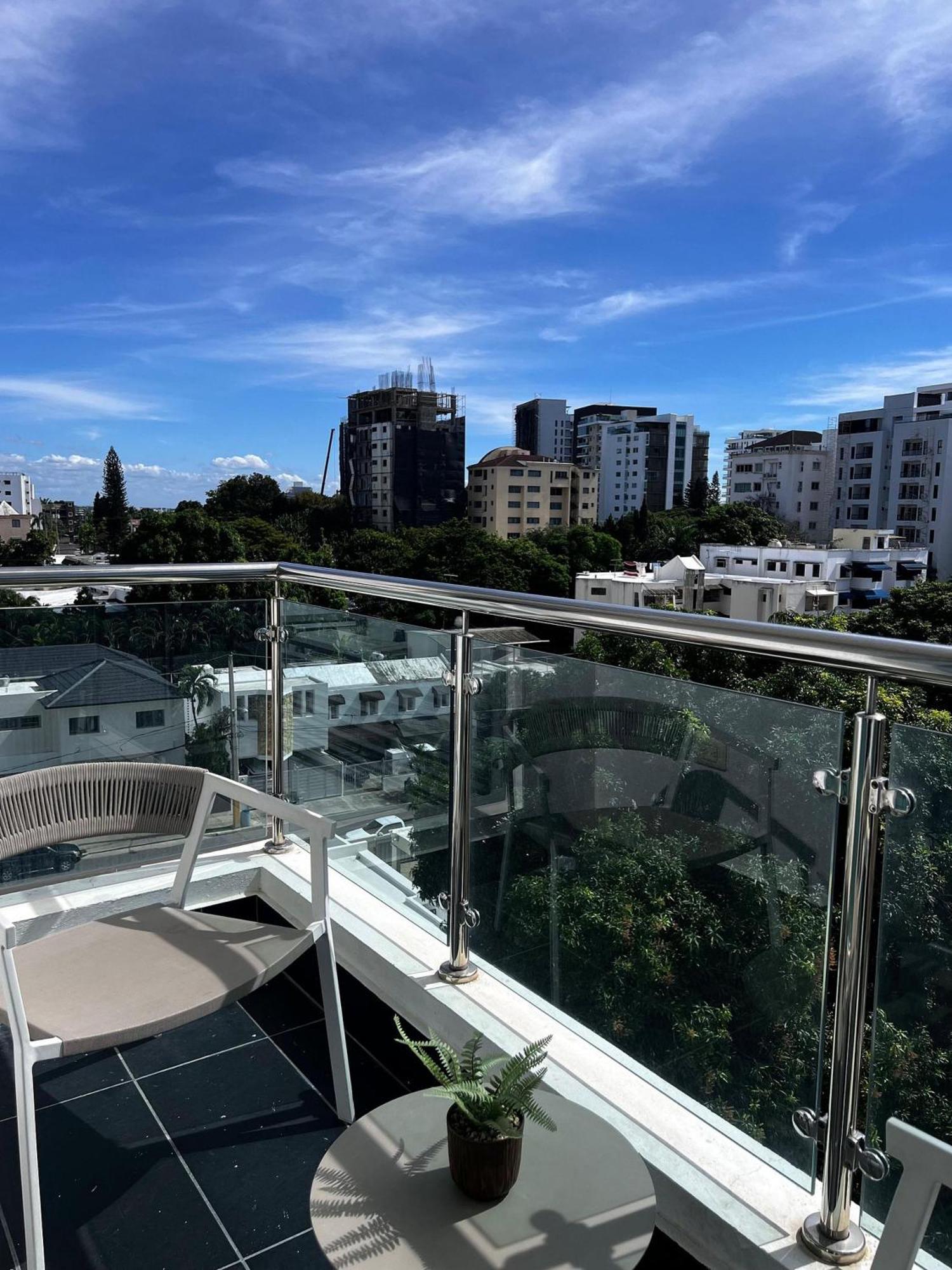 Soha Suites I سانتياغو دي لوس كاباليروس المظهر الخارجي الصورة